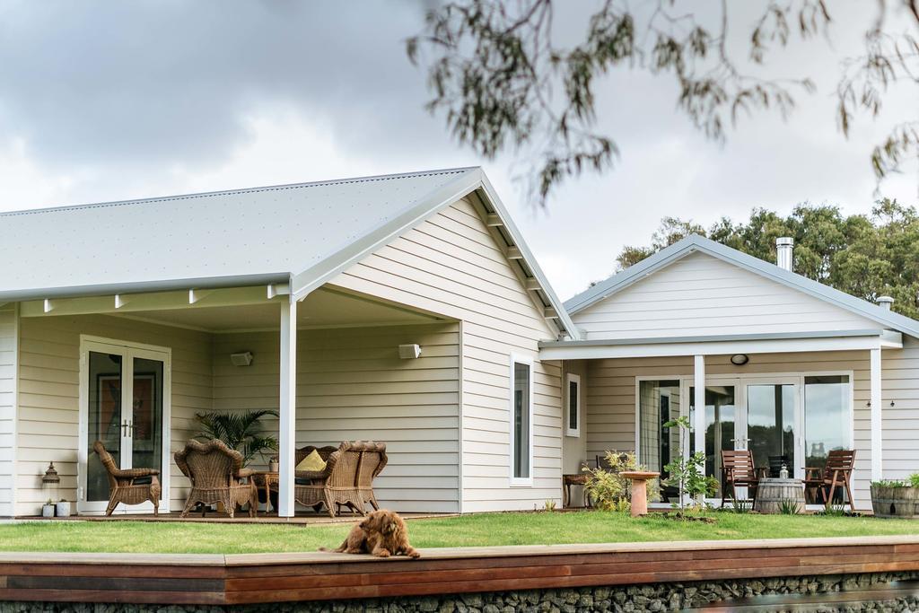 Stablebase Guest House Albany Bagian luar foto