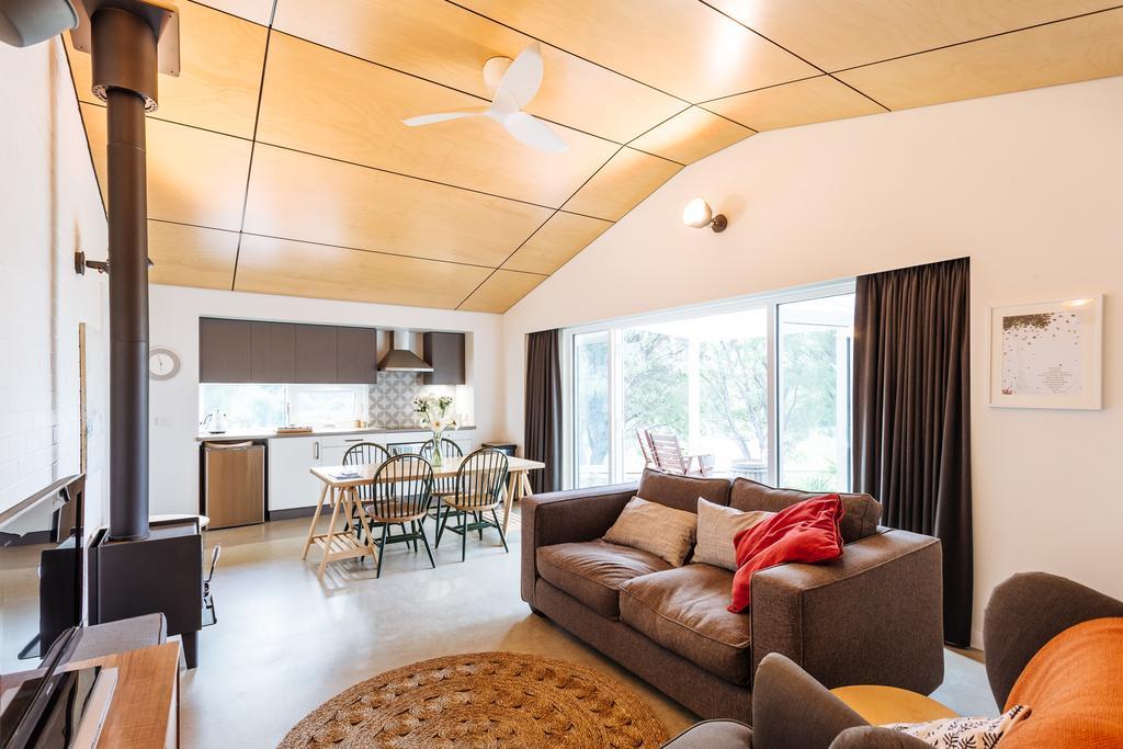 Stablebase Guest House Albany Bagian luar foto